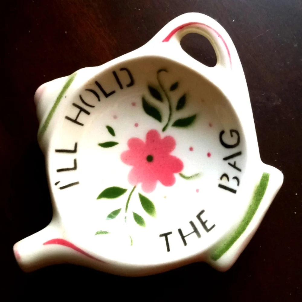 🌹🌹Vintage Porcelain Cardinal 'I'll Hold The Bag' Teabag Holder🌹🌹 - Picture 3 of 5
